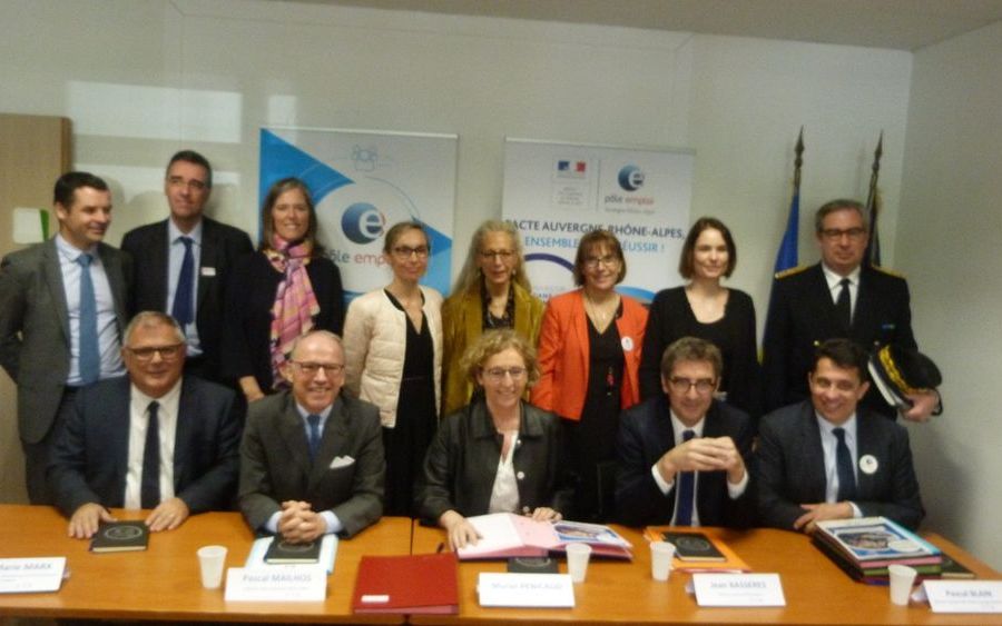 SIGNATURE PACTE REGIONAL DANS LES COMPETENCES